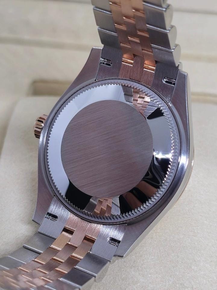 Rolex | Datejust | 278271 | Steel | 31 x 37 mm | Gold/Steel | Mother of pearl | Automatic