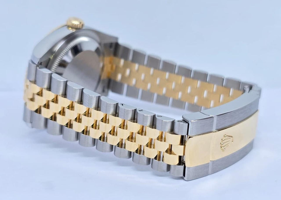 Rolex | Datejust | 126233 | Gold/Steel | 36 mm | Gold/Steel | Silver (solid) | Automatic