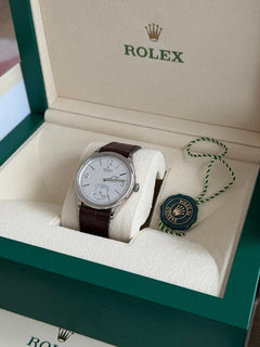 Rolex | 1908 | 52509 | White gold | 39 mm | Crocodile skin | White | Automatic