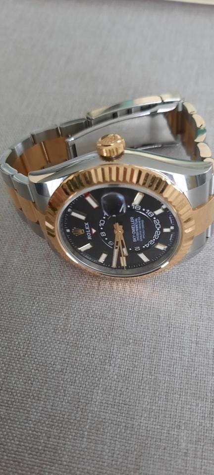 Rolex | Sky-Dweller | 326933 | 42 mm | Gold/Steel | Automatic