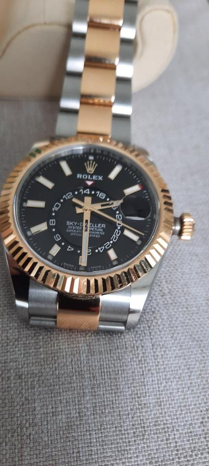Rolex | Sky-Dweller | 326933 | 42 mm | Gold/Steel | Automatic