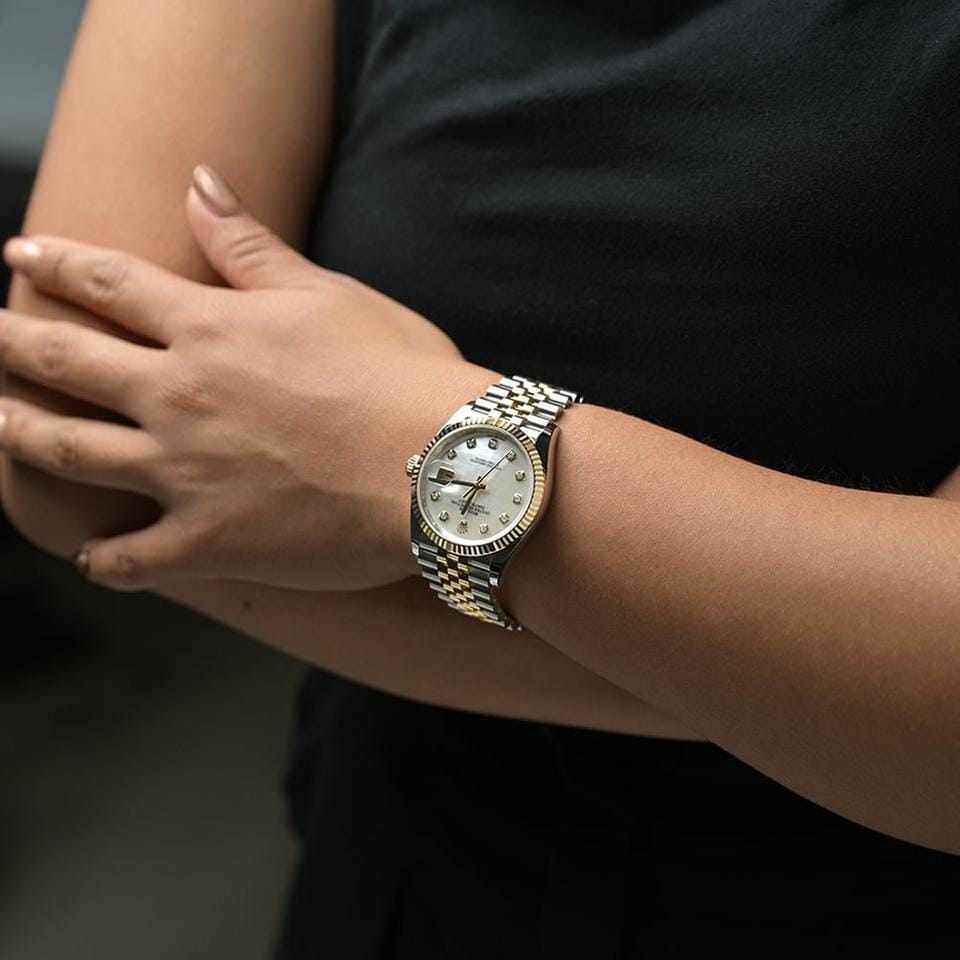 Rolex | Datejust | 126233 | Steel | 36 mm | Gold/Steel | Mother of pearl | Automatic