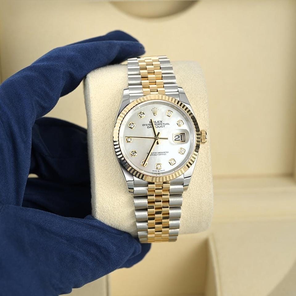Rolex | Datejust | 126233 | Steel | 36 mm | Gold/Steel | Mother of pearl | Automatic