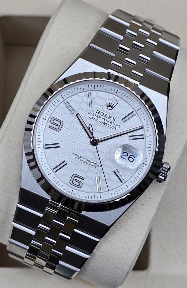 Rolex | Land-Dweller | 127334 | Steel | 40 mm | Steel | White | Automatic