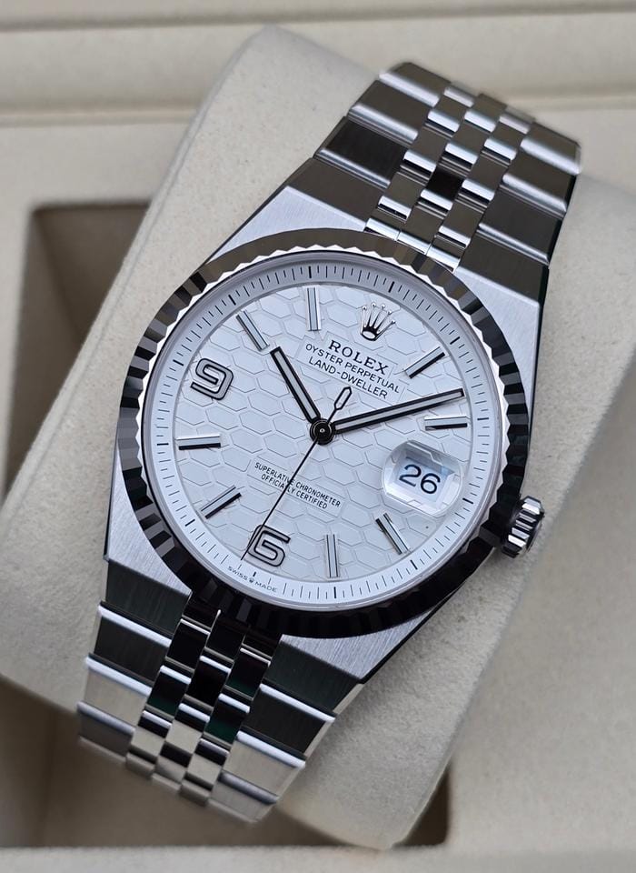 Rolex | Land-Dweller | 127334 | Steel | 40 mm | Steel | White | Automatic
