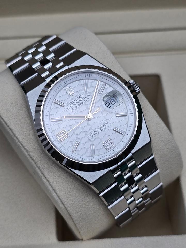 Rolex | Land-Dweller | 127334 | Steel | 40 mm | Steel | White | Automatic