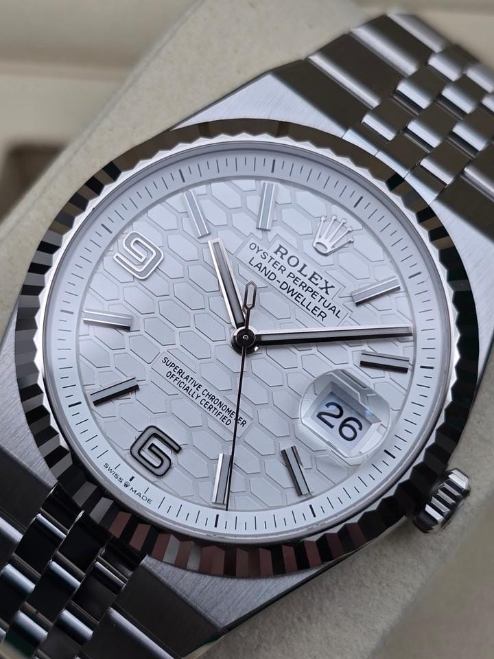 Rolex | Land-Dweller | 127334 | Steel | 40 mm | Steel | White | Automatic