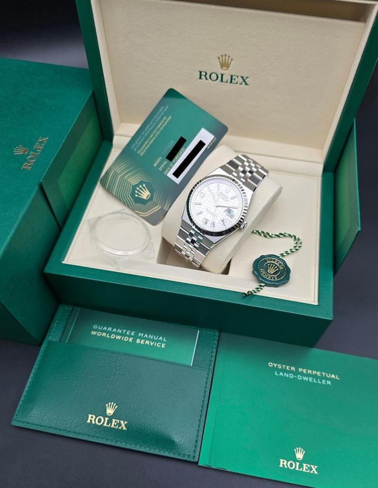 Rolex | Land-Dweller | 127334 | Steel | 40 mm | Steel | White | Automatic
