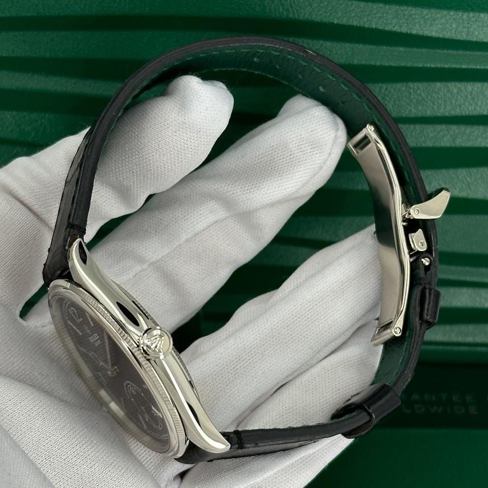 Rolex | 1908 | 52509 | White gold | 39 mm | Black | Automatic
