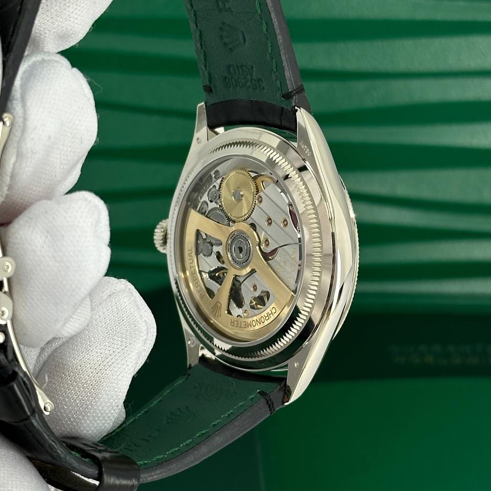 Rolex | 1908 | 52509 | White gold | 39 mm | Black | Automatic