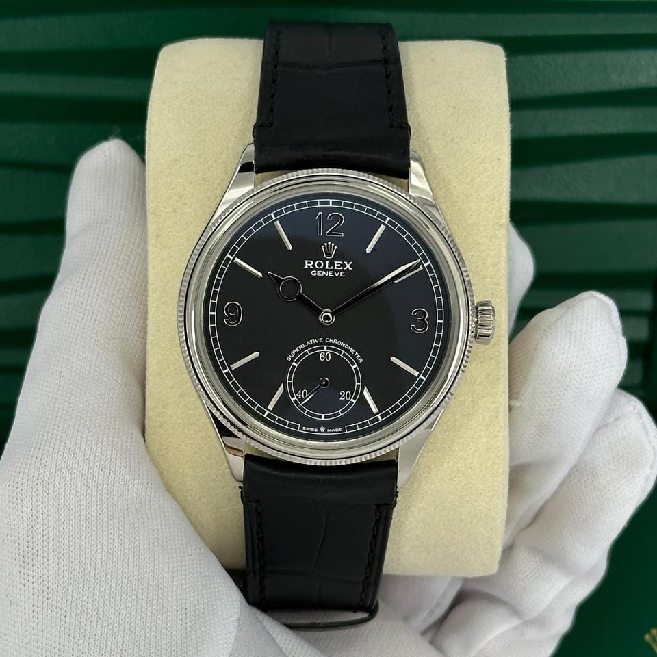 Rolex | 1908 | 52509 | White gold | 39 mm | Black | Automatic