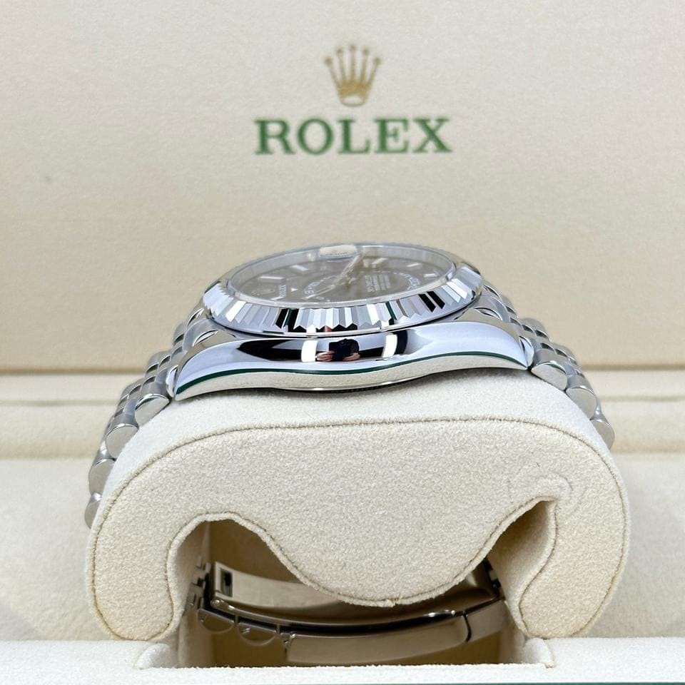 Rolex | Sky-Dweller | 336934-0006 | Gold/Steel | 42 mm | Gold/Steel | Blue | Automatic