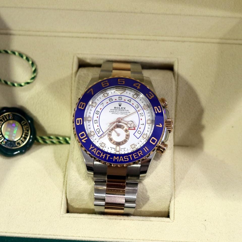 Rolex | Yacht-Master II | 116681 | 44 mm | Gold/Steel | White | Automatic