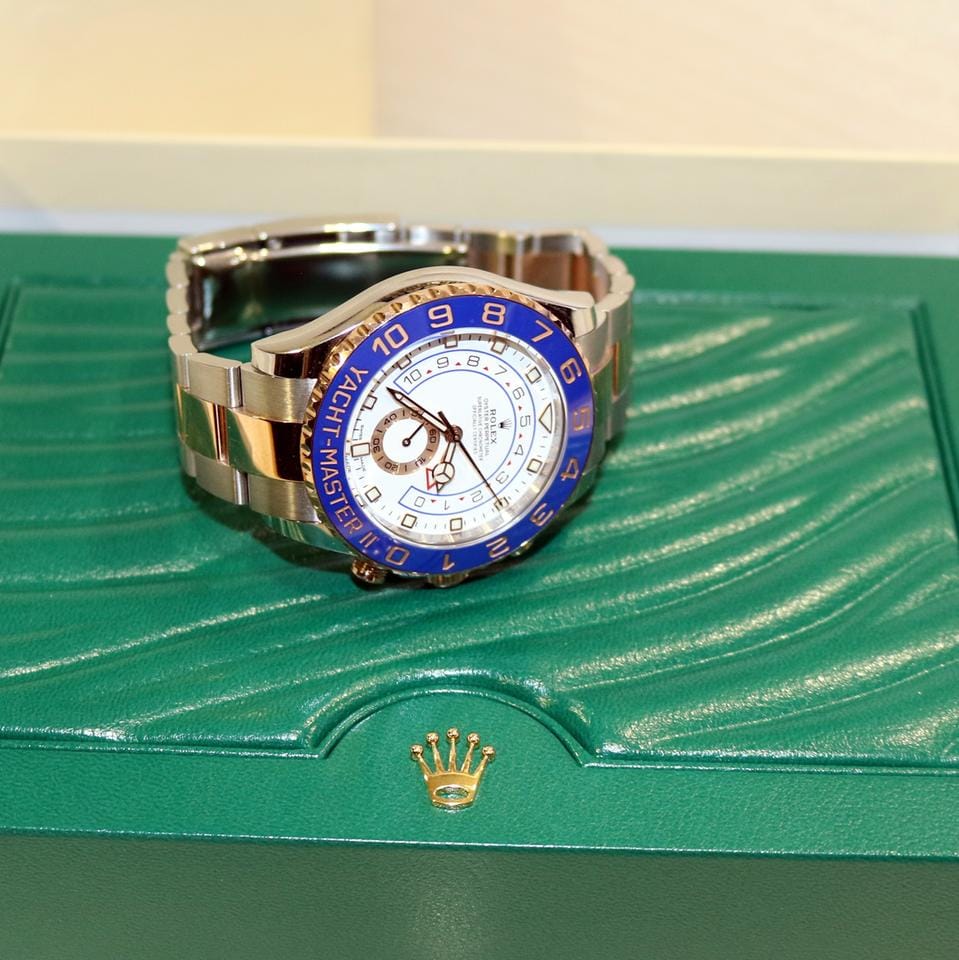 Rolex | Yacht-Master II | 116681 | 44 mm | Gold/Steel | White | Automatic