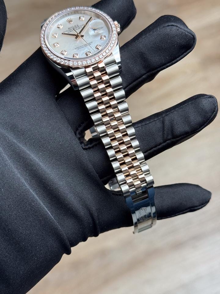 Rolex | Datejust | 126281RBR | Gold/Steel | 36 x 44 mm | Gold/Steel | Mother of pearl | Automatic