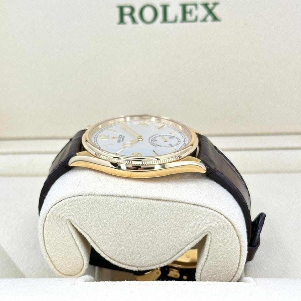 Rolex | 1908 | 52508-0006 | Yellow gold | 39 mm | Leather | White | Automatic