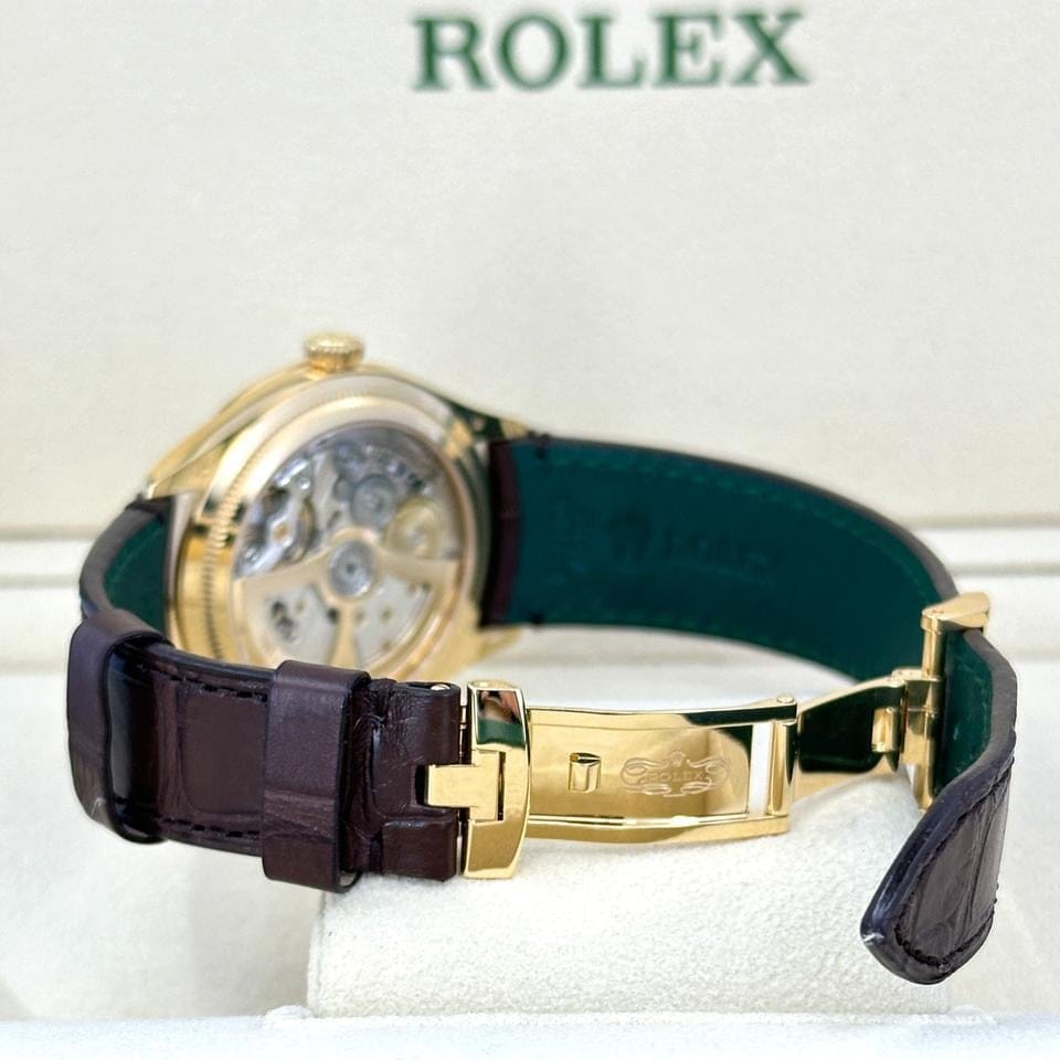 Rolex | 1908 | 52508-0006 | Yellow gold | 39 mm | Leather | White | Automatic