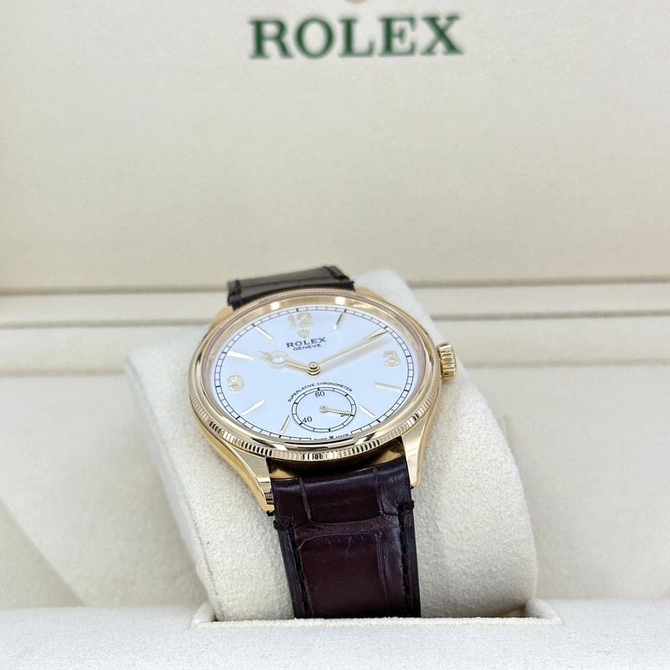 Rolex | 1908 | 52508-0006 | Yellow gold | 39 mm | Leather | White | Automatic