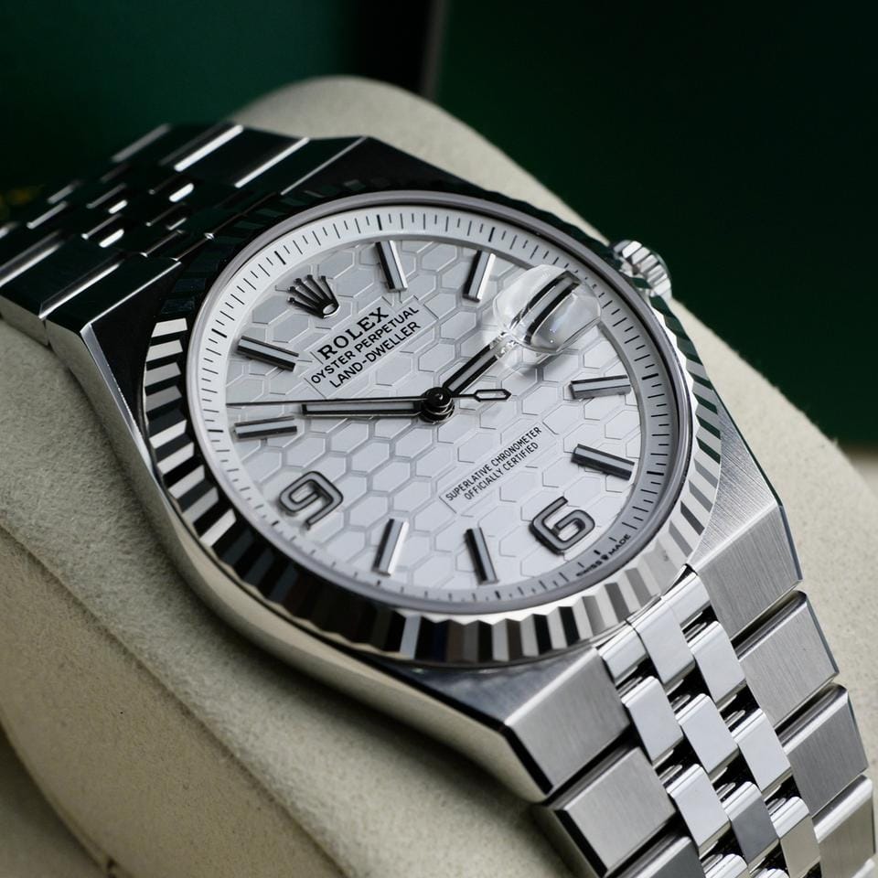 Rolex | Land-Dweller | 127334 | Steel | 36 mm | Steel | White | Automatic
