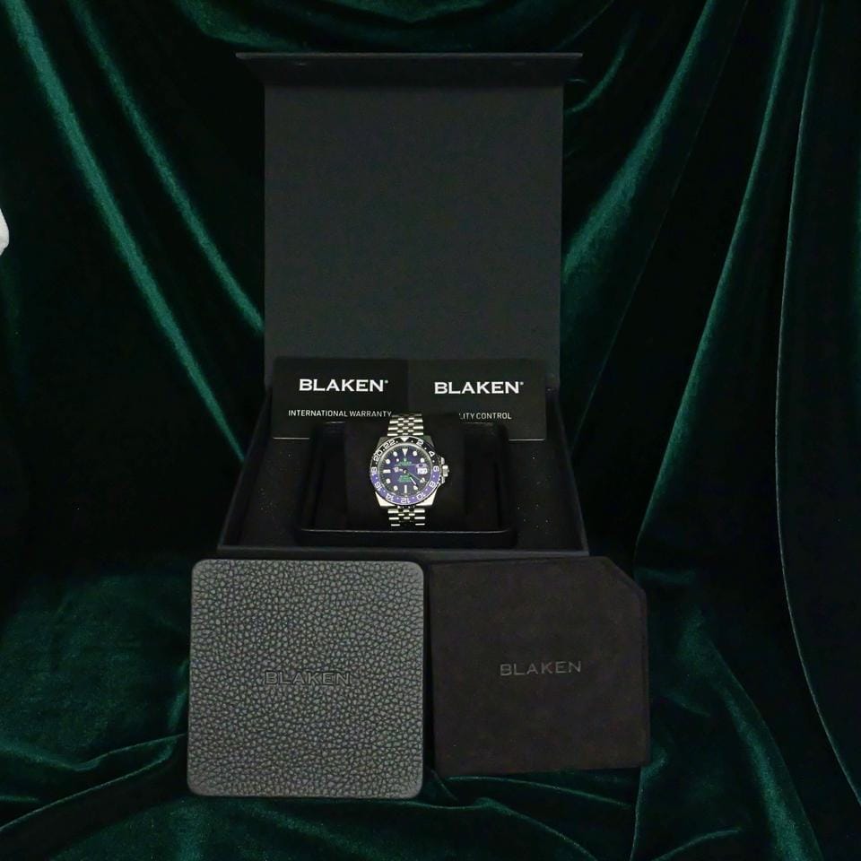 Rolex | GMT-Master II | 126710BLNR | Steel | 40 mm | Steel | Purple | Automatic
