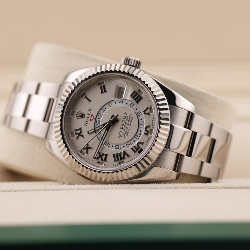 Rolex | Sky-Dweller | 326939 | White gold | 42 mm | White gold | White | Automatic