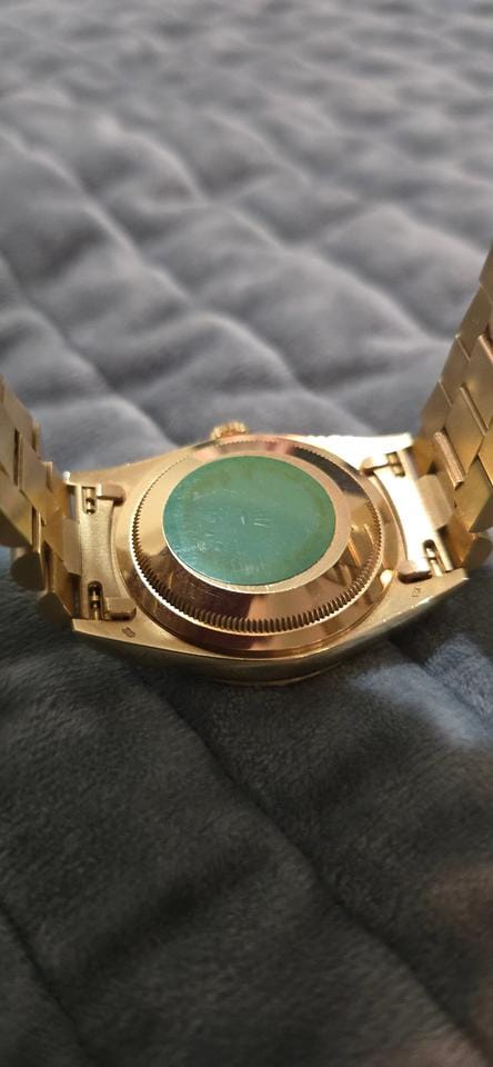 Rolex | Day-Date | 18248 | Yellow gold | 36 mm | Yellow gold | Black | Automatic