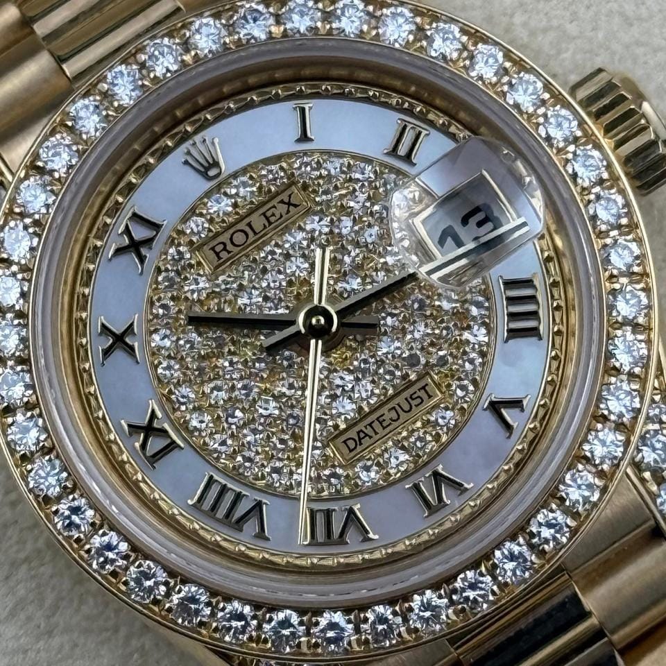 Rolex | Datejust | 79158 | Yellow gold | 26 mm | Yellow gold | Mother of pearl | Automatic