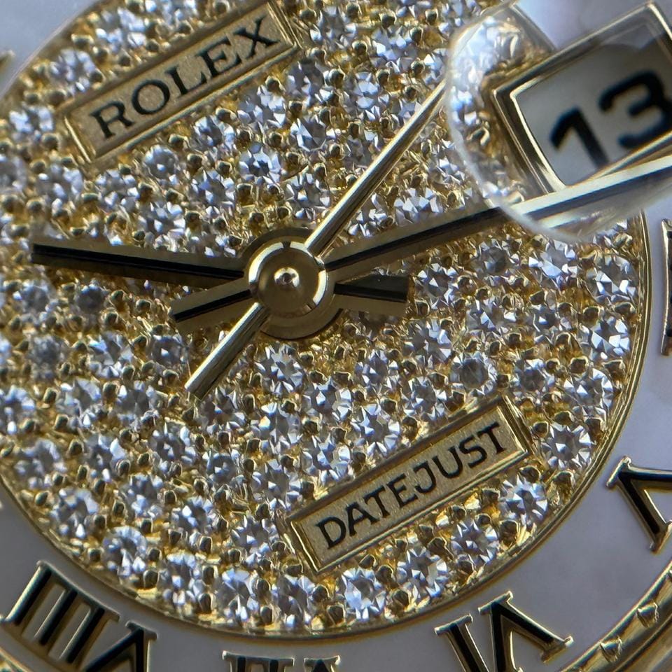 Rolex | Datejust | 79158 | Yellow gold | 26 mm | Yellow gold | Mother of pearl | Automatic
