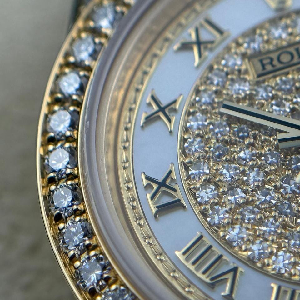 Rolex | Datejust | 79158 | Yellow gold | 26 mm | Yellow gold | Mother of pearl | Automatic