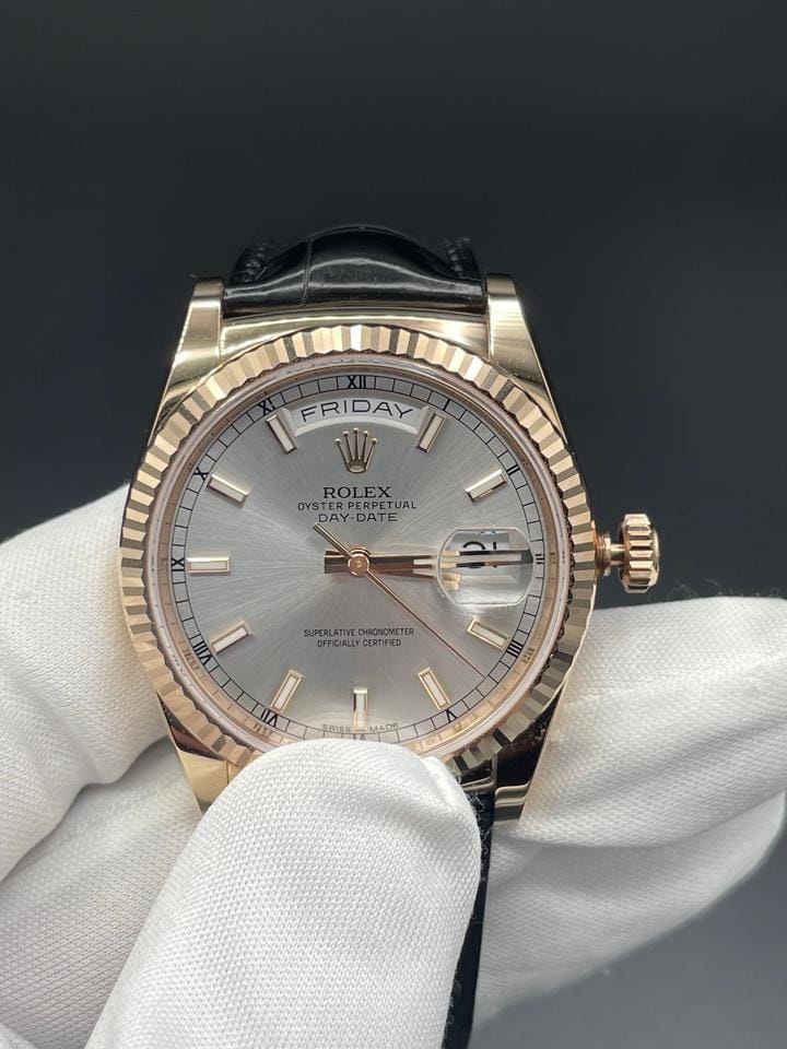Rolex | Day-Date | 118135 | Rose gold | 36 mm | Silver | Automatic
