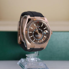 Rolex | Sky-Dweller | 326235 | Rose gold | 42 mm | Rubber | Brown | Automatic
