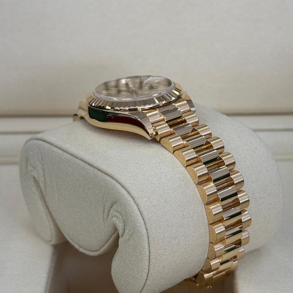 Rolex | Datejust | 279178 | Yellow gold | 28 mm | Yellow gold | Champagne | Automatic