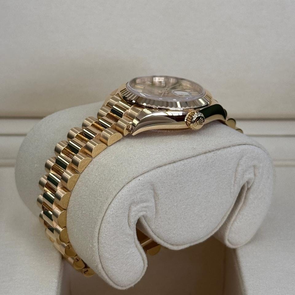 Rolex | Datejust | 279178 | Yellow gold | 28 mm | Yellow gold | Champagne | Automatic
