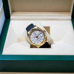 Rolex | Sky-Dweller | 326238 | Yellow gold | 42 mm | Rubber | White | Automatic