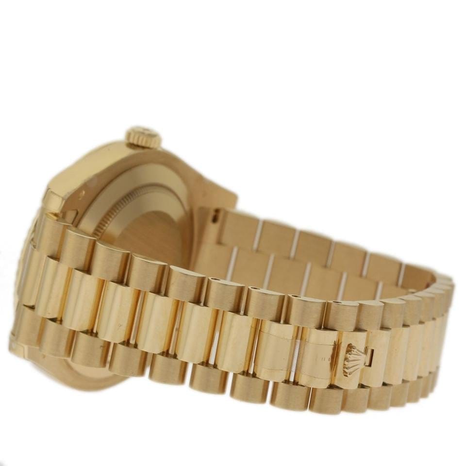 Rolex | Day-Date | 218238 | Yellow gold | 41 mm | Yellow gold | Silver | Automatic