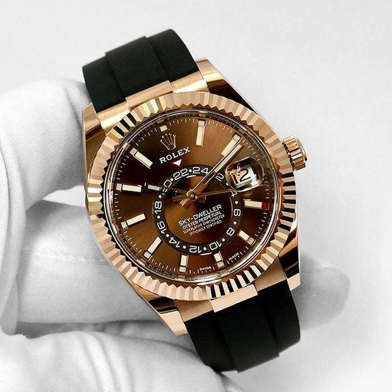 Rolex | Sky-Dweller | 326235 | 42 mm | Rubber