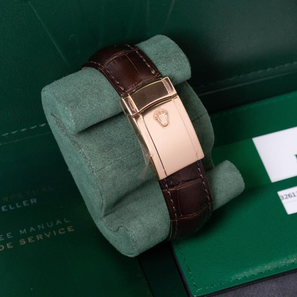 Rolex | Sky-Dweller | 326135 | Rose gold | 42 mm | Leather | Brown | Automatic