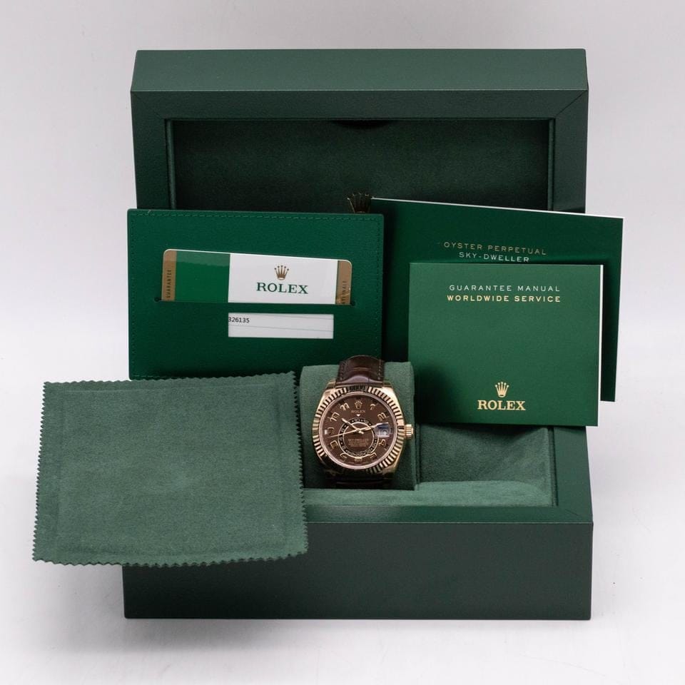 Rolex | Sky-Dweller | 326135 | Rose gold | 42 mm | Leather | Brown | Automatic