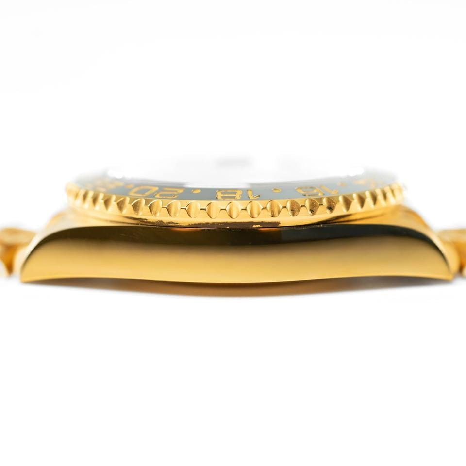Rolex | GMT-Master II | 126718grnr | Yellow gold | 40 mm | Yellow gold | Black | Automatic