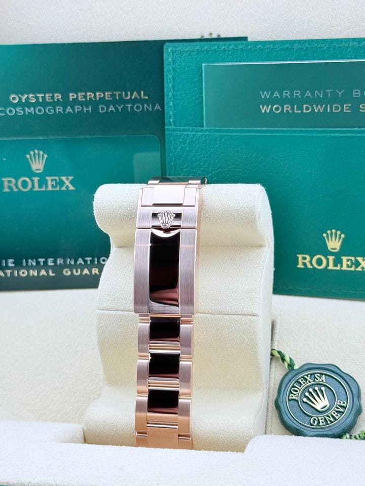 Rolex | Daytona | 126505 | Rose gold | 40 mm | Rose gold | Black | Automatic