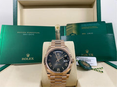 Rolex | Day-Date | 228235 | Rose gold | 40 mm | Rose gold | Grey | Automatic