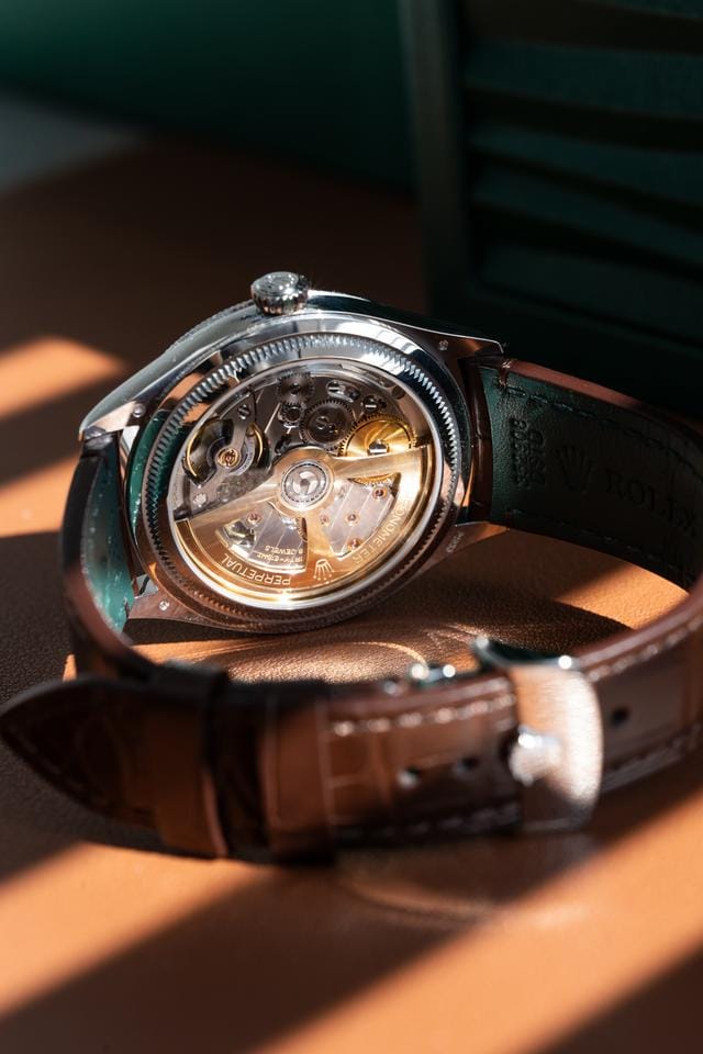 Rolex | 1908 | 52506 | Platinum | 39 mm | Leather | Blue | Automatic