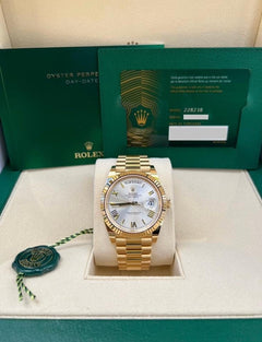 Rolex | Day-Date | 228238 | Yellow gold | 40 mm | Yellow gold | Silver | Automatic