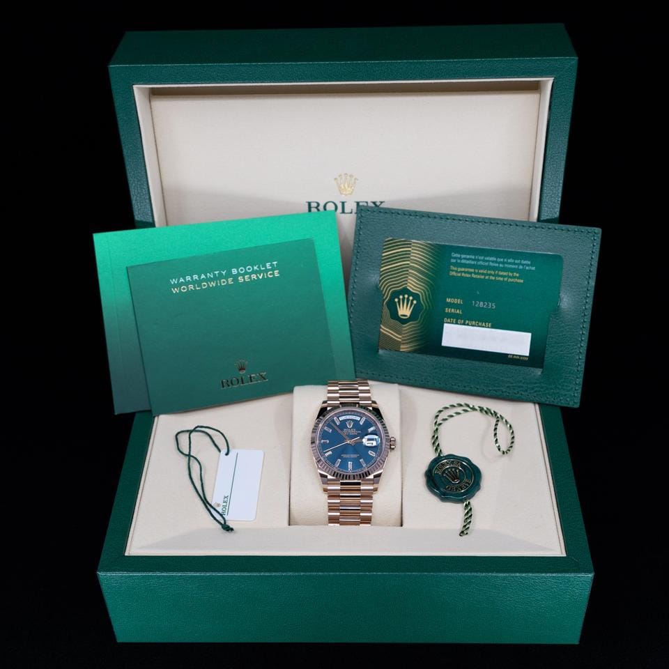 Rolex | Day-Date | 128235 | Rose gold | 36 x 43 mm | Rose gold | Blue | Automatic