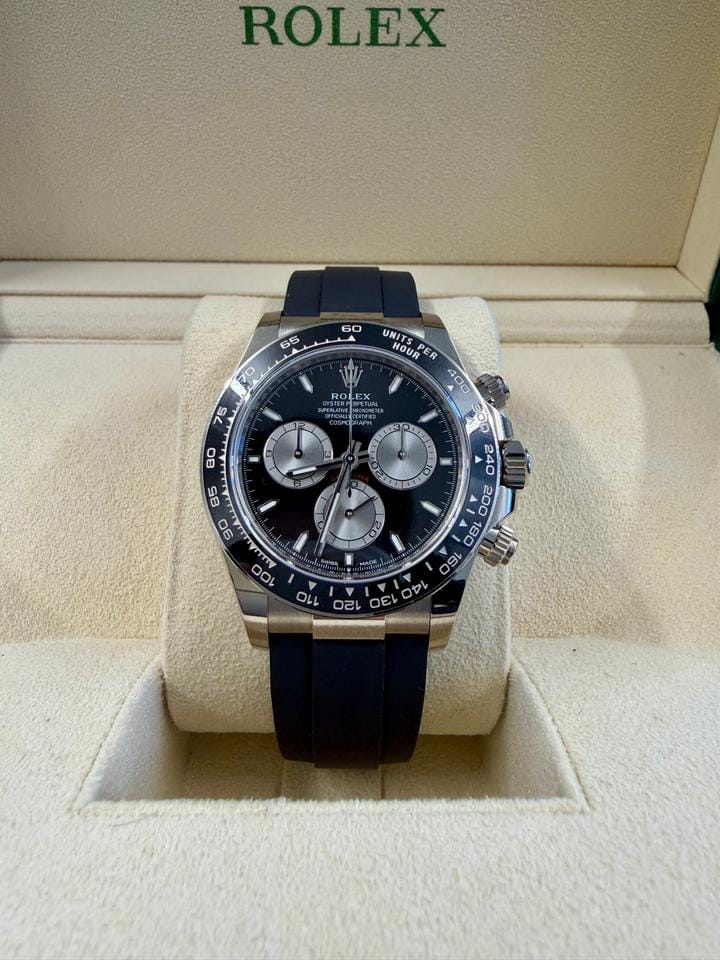 Rolex | Daytona | 126519LN-0006 | White gold | 40 mm | Rubber | Black | Automatic
