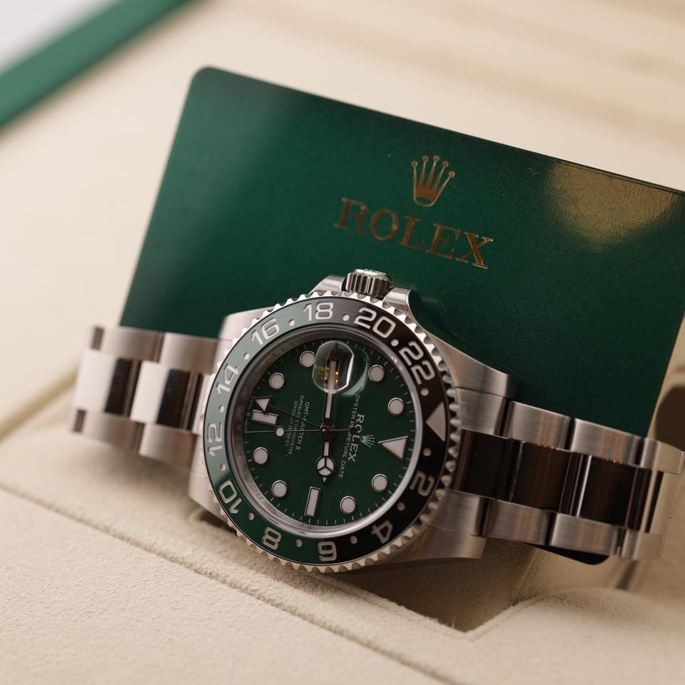 Rolex | GMT-Master II | 126729VTNR | White gold | 40 mm | White gold | Green | Automatic