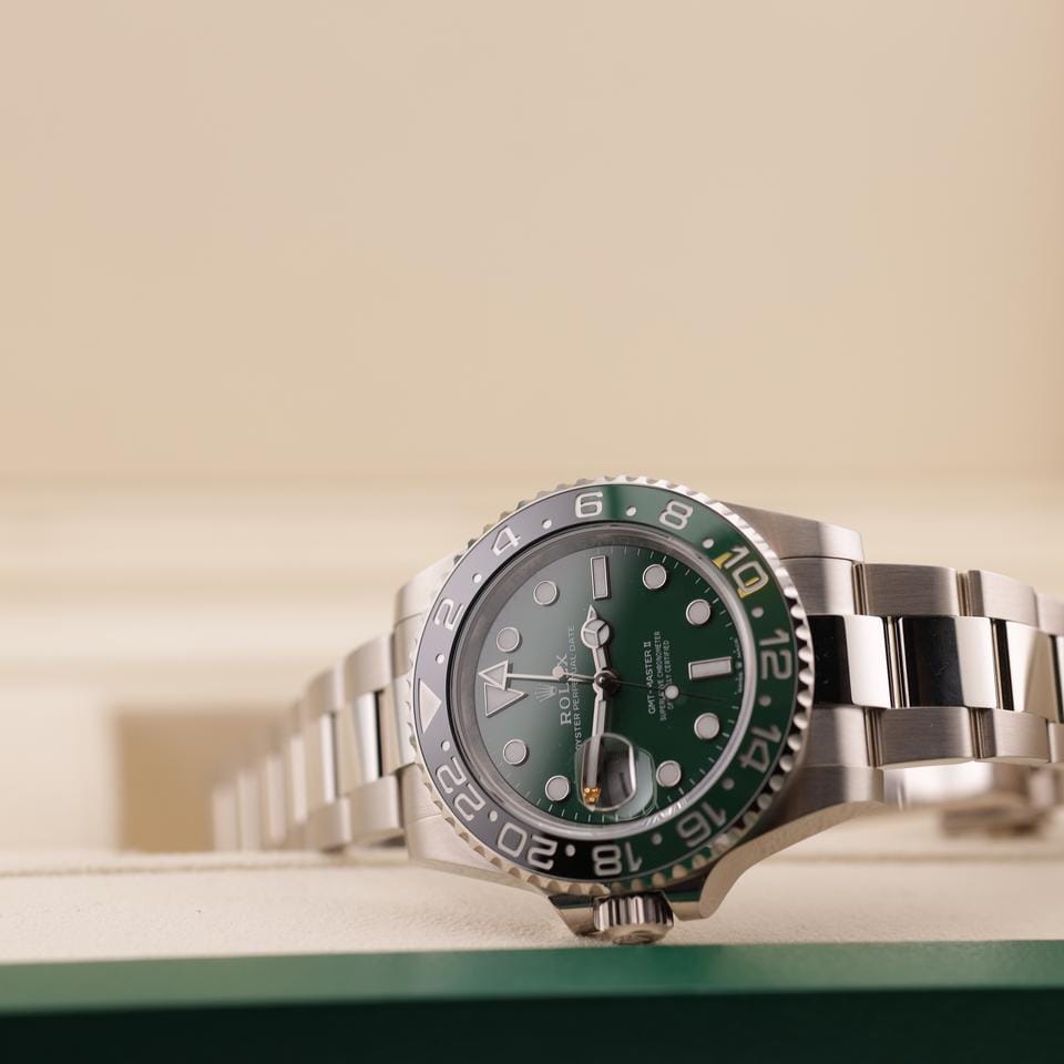 Rolex | GMT-Master II | 126729VTNR | White gold | 40 mm | White gold | Green | Automatic