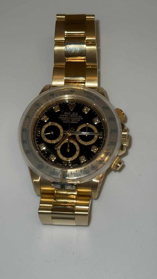 Rolex | Daytona | 16528 | Yellow gold | 40 mm | Yellow gold | Black | Automatic