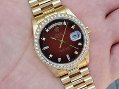 Rolex | Day-Date | 18038 | Yellow gold | 36 mm | Yellow gold | Red | Automatic