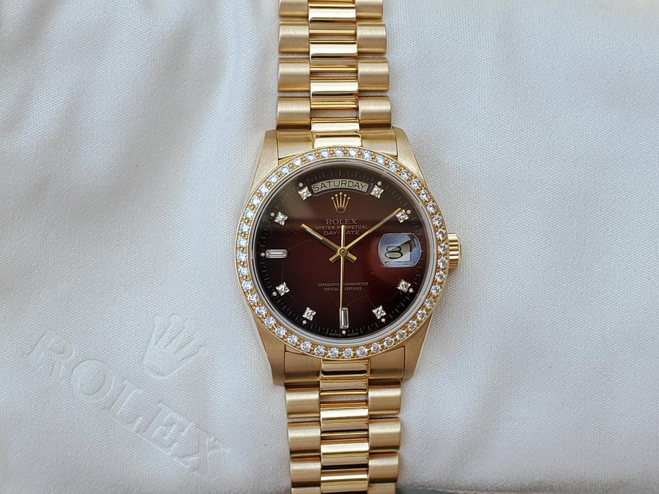 Rolex | Day-Date | 18038 | Yellow gold | 36 mm | Yellow gold | Red | Automatic